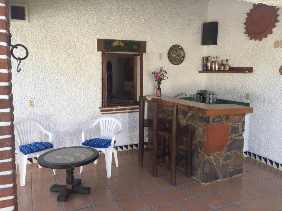 Acogedora Villa Con Alberca Climatizada En El Centro De Tepoztlán Exterior foto