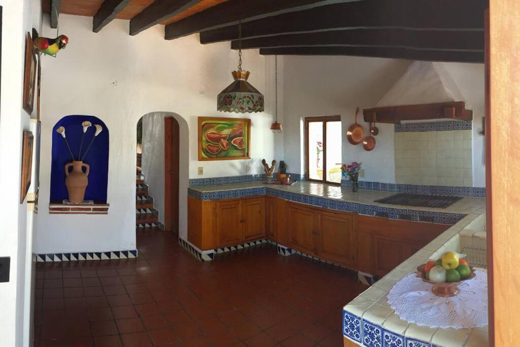 Acogedora Villa Con Alberca Climatizada En El Centro De Tepoztlán Exterior foto